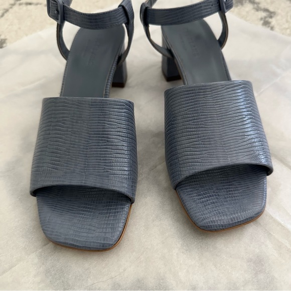 🌻 Everlane Embossed Leather Block Heel - Picture 4 of 6